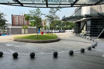 PJ CITY CORPORATE TOWER