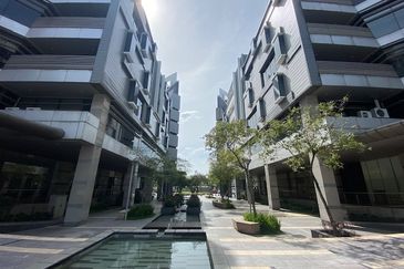 PJ CITY CORPORATE TOWER