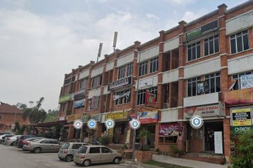 Jalan Pulau Lumut P U10/P @ Alam Budiman