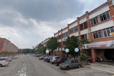 Jalan Pulau Lumut P U10/P @ Alam Budiman