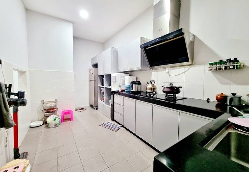 Seksyen 33, Shah Alam