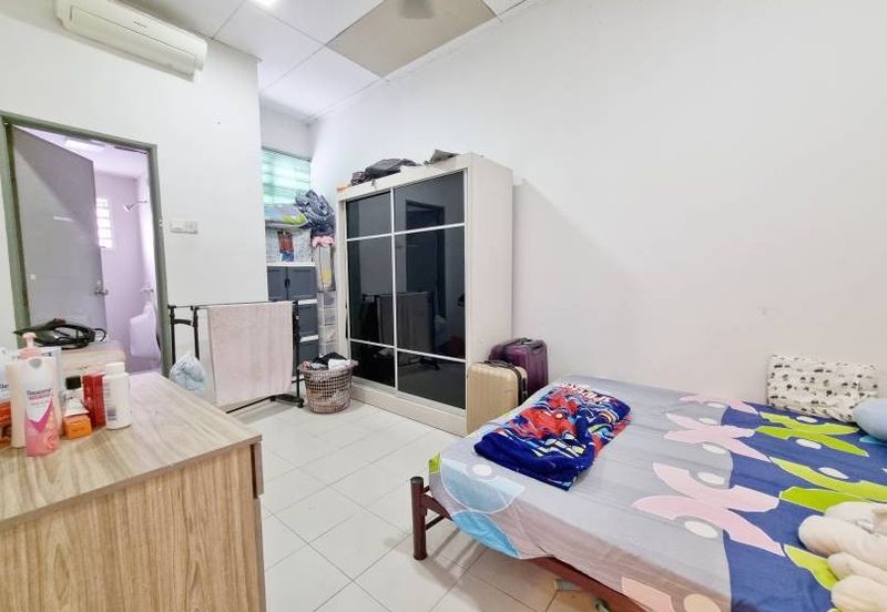 Seksyen 33, Shah Alam