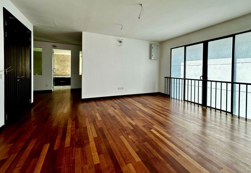 Duta Villa, Setia Alam