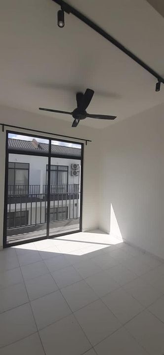 Kitchen Cabinet Graham Eco Grandeur For Rent, Selangor, Bandar Puncak Alam