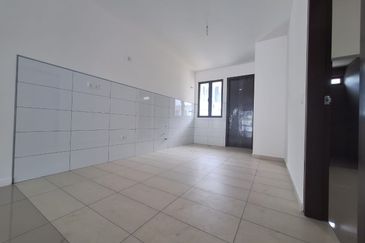 Jalan Makyong, Bandar Bukit Raja