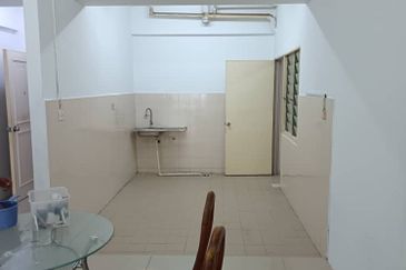 Intan Apartment