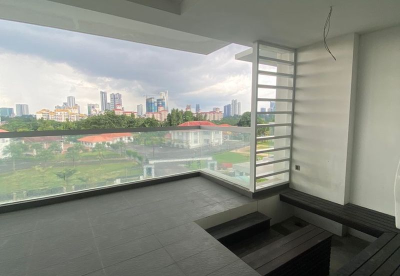 Summerscape Luxury Condominium