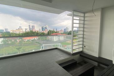 Summerscape Luxury Condominium