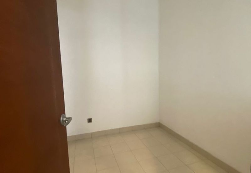 Summerscape Luxury Condominium