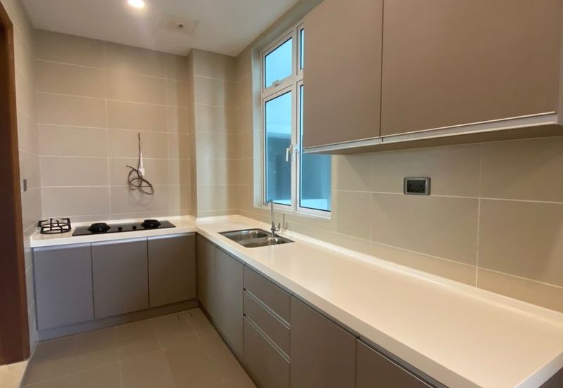 Summerscape Luxury Condominium