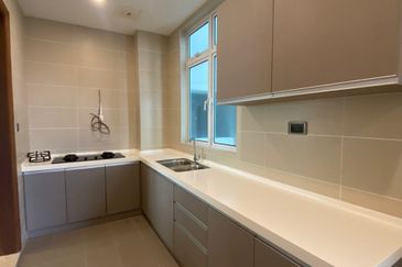 Summerscape Luxury Condominium