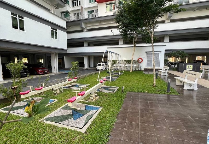 Ehsan Residence Condominium