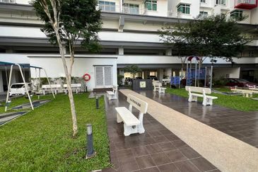 Ehsan Residence Condominium