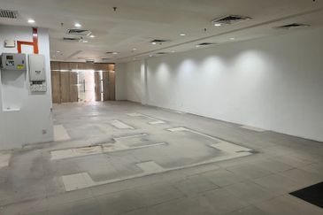 1Borneo HyperMall (One Borneo)