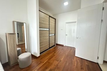 Jesselton Residences