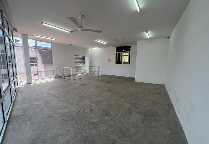 Sierra BizHub Bandar Sierra