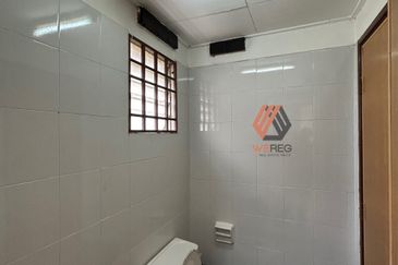 Duta Villa, Setia Alam