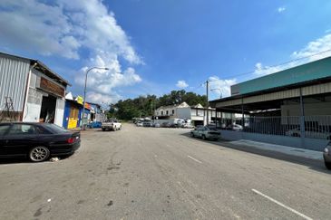 Kawasan Perindustrian Nilai 7