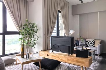 28 Boulevard (28 BLVD)