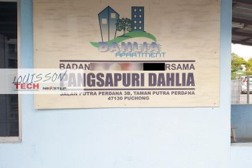 Dahlia Apartment, Putra Perdana