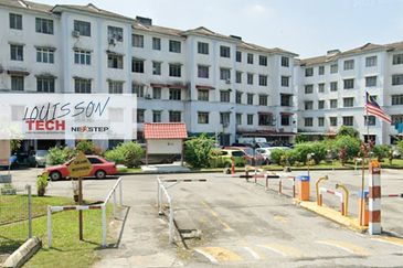 Dahlia Apartment, Putra Perdana