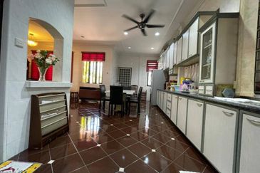 Bandar Tun Hussein Onn