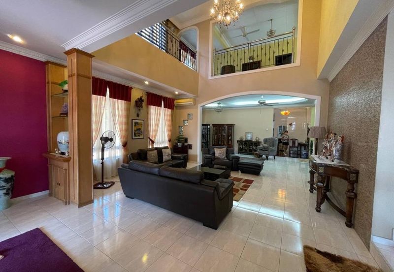 Bandar Tun Hussein Onn