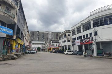 Bandar Country Homes