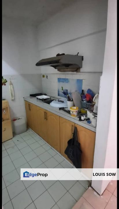 Shop apartment corner shah Alam sek 7.Uitm 5 min walking , Selangor, Shah Alam