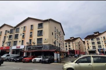 Apartment Pusat Komersil Seksyen 7 Shah Alam