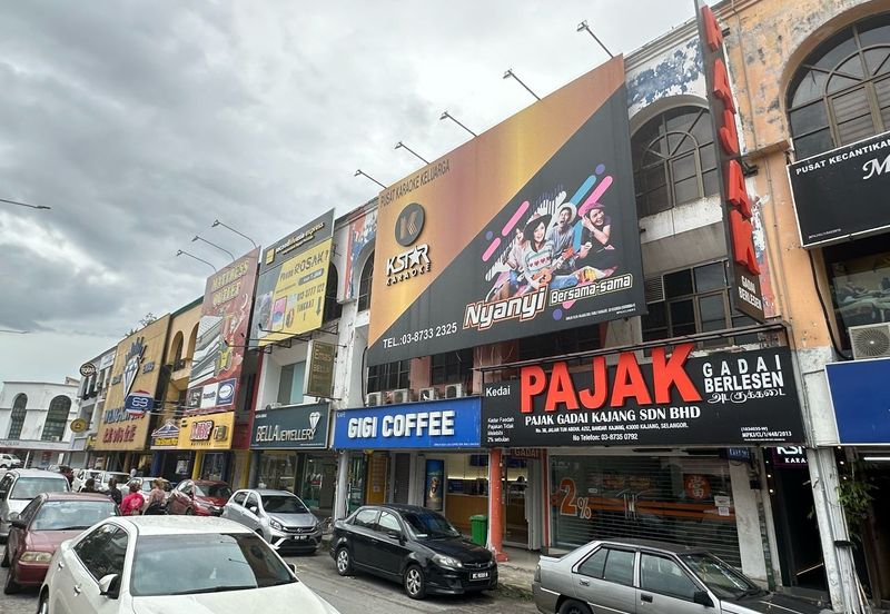 Kajang Town, Tenanted, Jalan Tun Abdul Aziz