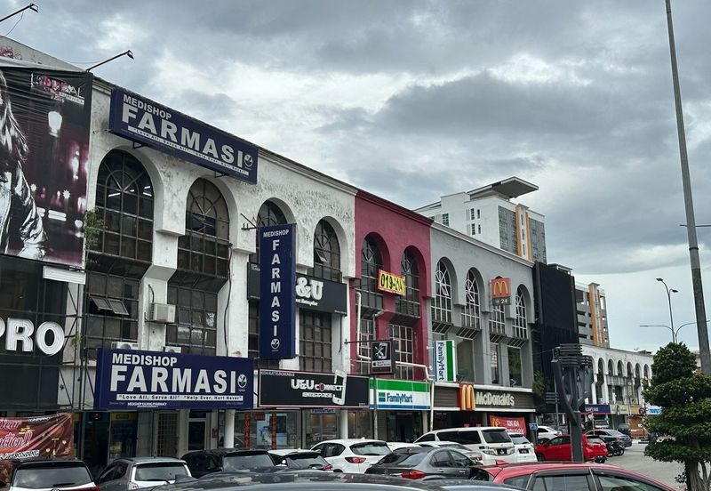 Kajang Town, Tenanted, Jalan Tun Abdul Aziz