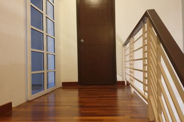 Cheap and Nice 2 Storey Terrace House @ Bandar Puteri Puchong For Sale