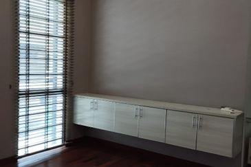 Cheap and Nice 2 Storey Terrace House @ Bandar Puteri Puchong For Sale