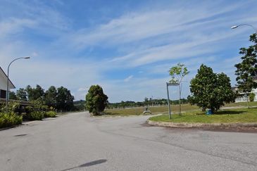 Villa Heights @ Equine Park