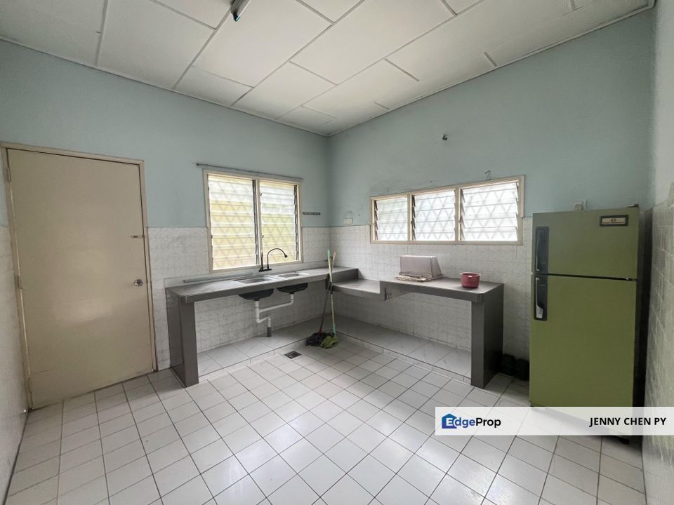 Cheap 1.5 Storey Semi D House @ Taman Bukit Kajang Baru For Sale, Selangor, Kajang