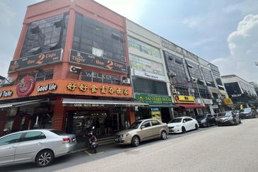 Jalan Kenari, Bandar Puchong Jaya