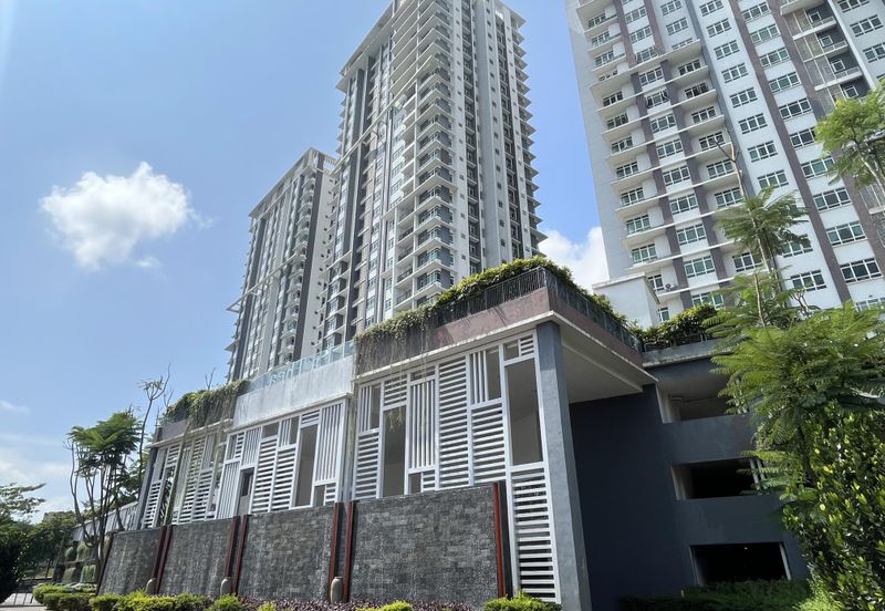 La Thea Residences @ 16 Sierra