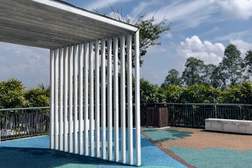 La Thea Residences @ 16 Sierra