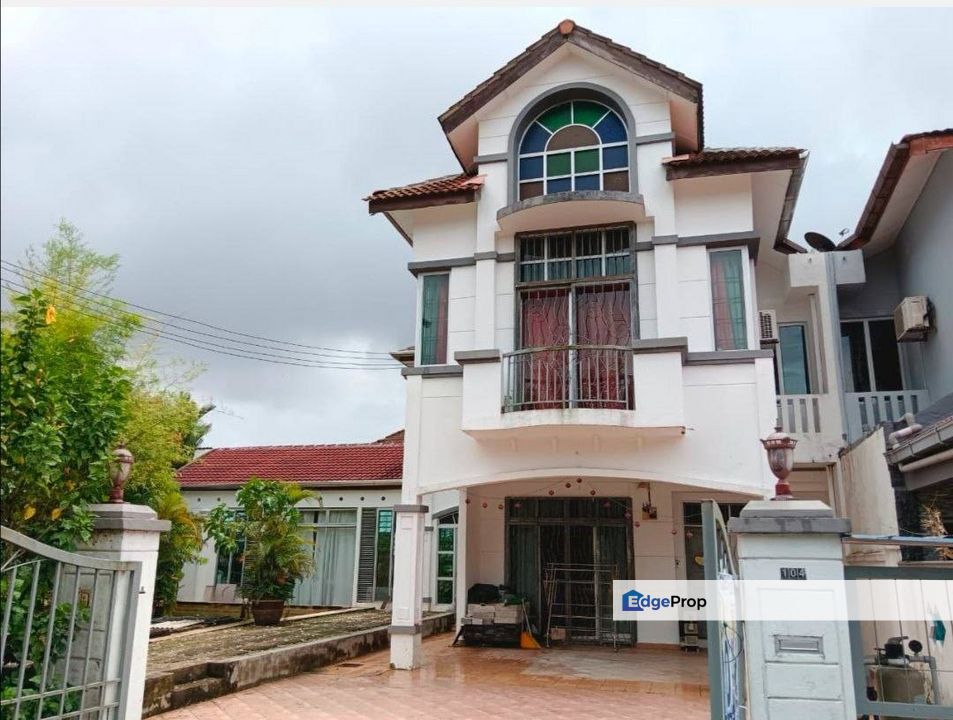 2 Storey Terrace End Lot with Land @ Jalan Pulai Perdana x, Taman Sri Pulai Perdana, Skudai, Johor, Taman Teratai, Taman Universiti, Johor, Skudai