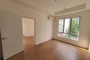 Parkfield Residences, Tropicana Heights