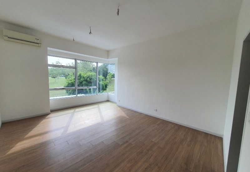 Parkfield Residences, Tropicana Heights