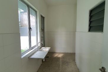 Parkfield Residences, Tropicana Heights