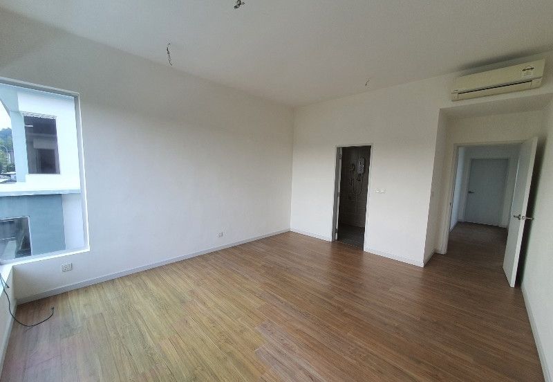 Parkfield Residences, Tropicana Heights