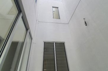 Parkfield Residences, Tropicana Heights