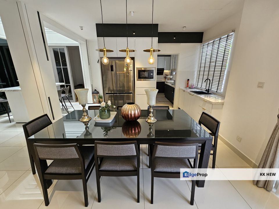 Parkfield Residences, Tropicana Heights, Kajang, Selangor 3 Storey Semi D House For Sale (Fully Furnish/Fully Renovated), Selangor, Kajang