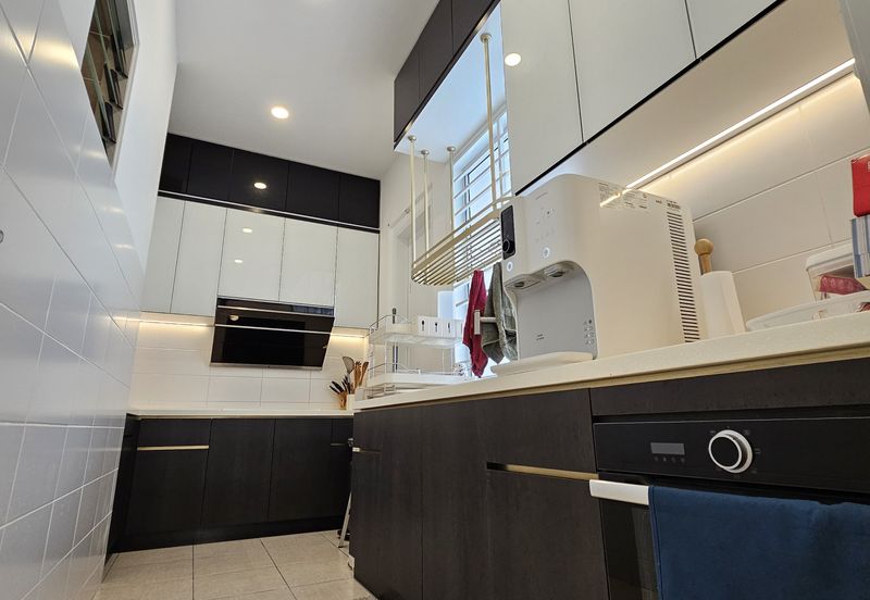 Parkfield Residences, Tropicana Heights