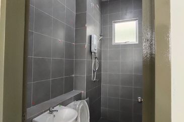 Kristal Villa Condominium