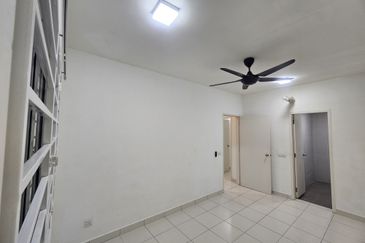 Karisma Apartment @ Eco Majestic