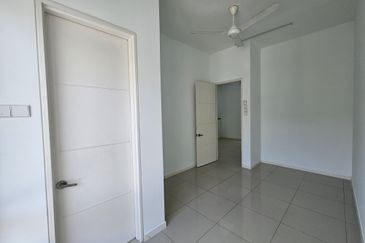 Parkfield Residences, Tropicana Heights